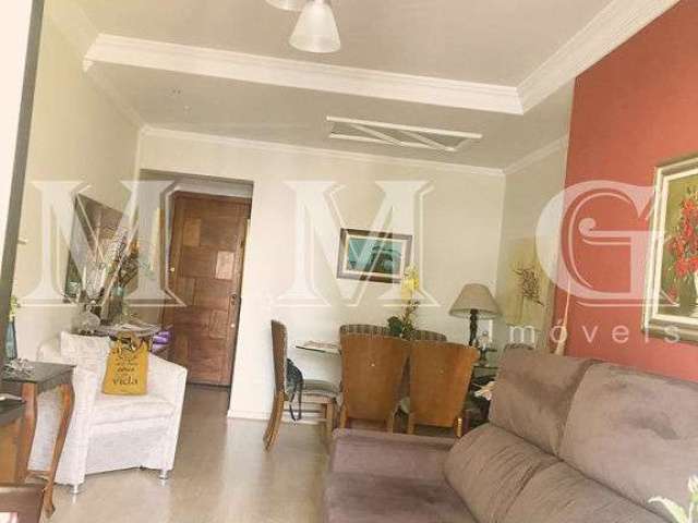 Apartamento 77 útil , 3 dormito rios , 2 banheiros, 1 vaga, ótimo