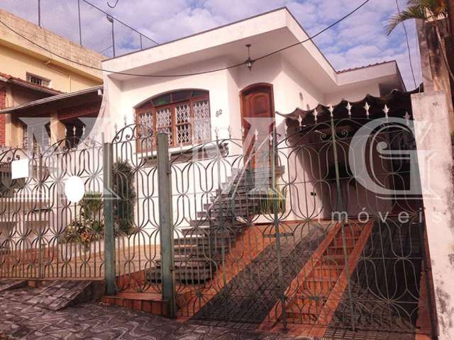 Casa térrea na Vila Mariana com 170m², 3 dormitórios, suíte, 3 vagas e edicula