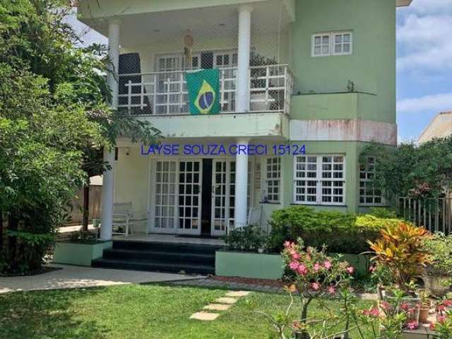 Casa em Buraquinho  -  Lauro de Freitas