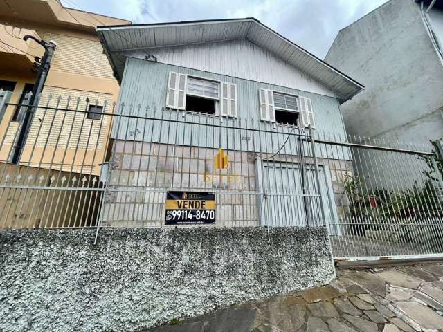 Casa à venda no bairro Rio Branco - Caxias do Sul/RS