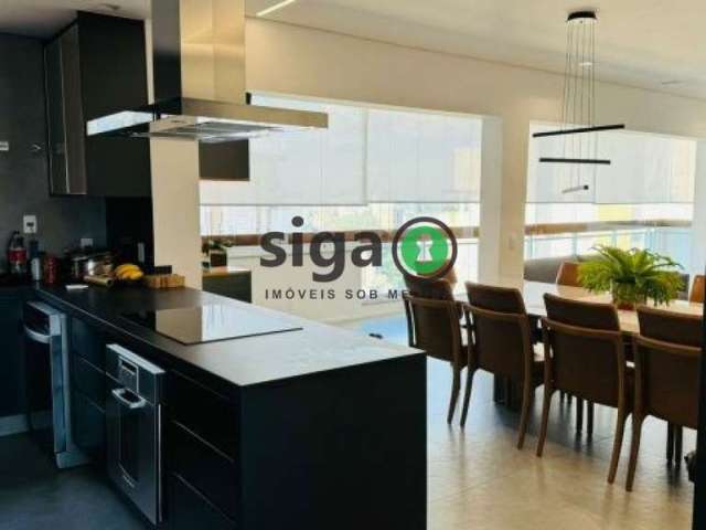 Cobertura Duplex com 291m², com 4 suites, 4 vagas no Panamby