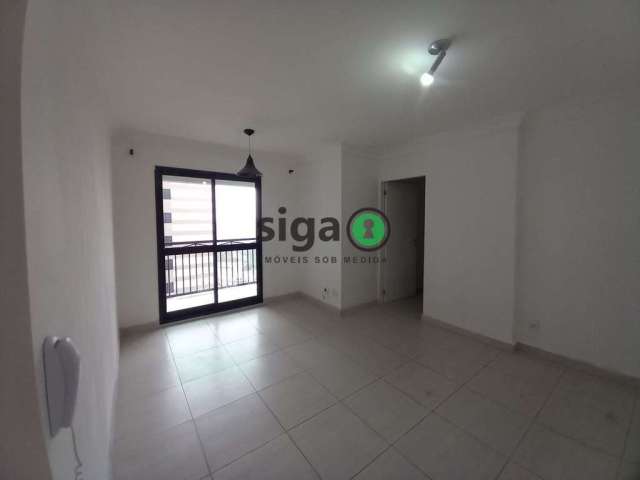 Apartamento 62 m² com armários nos Altos da Vila Carrão.