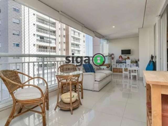 Apartamento a venda no Morumbi, de 141m, 3 quartos, 2 vagas e lazer completo.