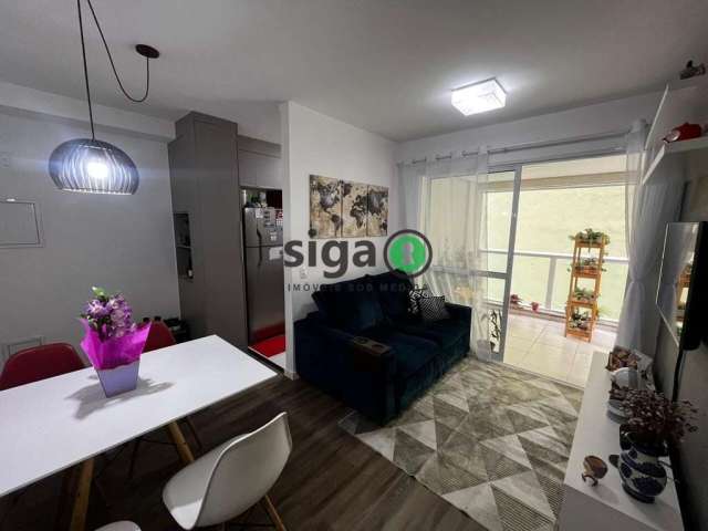 Apartamento á venda 52m² com 2 dormitórios , vaga localizado na Aclimação/SP