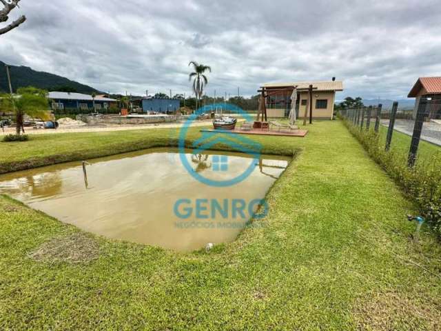 Chácara com Piscina, Quadra de Areia em Condomínio Rural à venda em Canelinha/SC