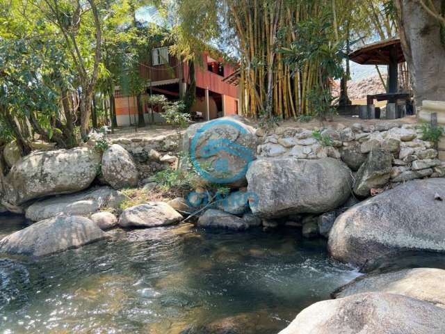 Chácara com Cachoeira com Águas Cristalinas e Terreno de 1.500m² à venda em Canelinha/SC