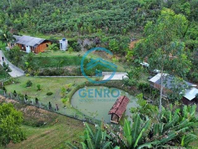 Chácara em Meio a Natureza com Lagoa e Terreno de 2.450m² à venda em Canelinha/SC