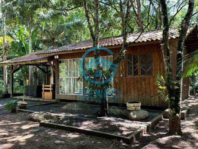 Chácara em Meio a Natureza com Cachoeira e Terreno de 1.242m² à venda em Canelinha/SC