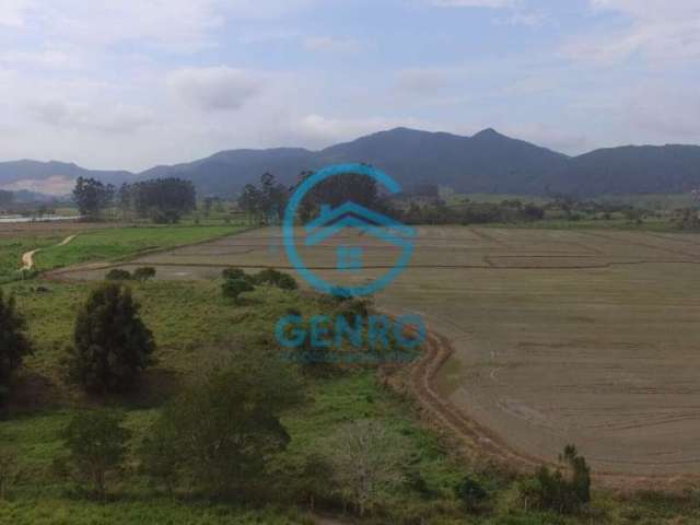 Área Rural para Sítio com Terreno de 70.000m² ( 07 HECTARES ) à venda em Tijucas/SC