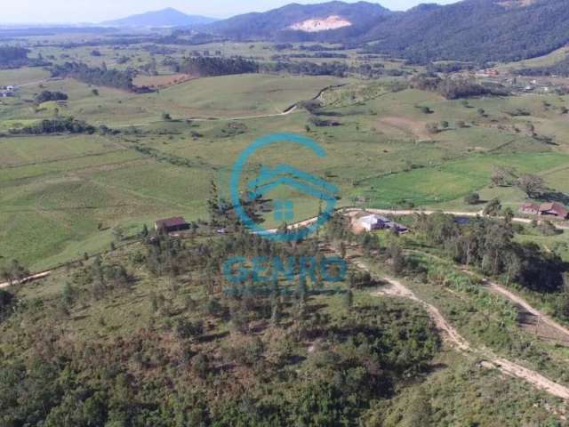 Área Rural para Sítio com Terreno de 40.000m² ( 04 HECTARES ) à venda em Tijucas/SC