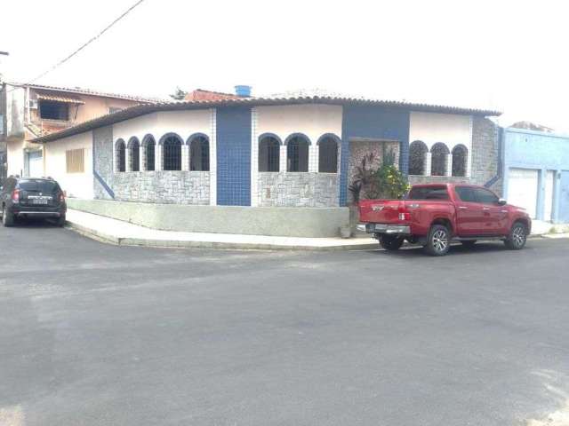 COHASERMA: Casa de esquina a venda com 4 quartos e 3 suítes - Ilha de São Luís-Ma