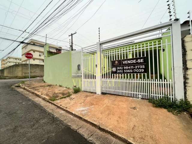 Casa à Venda por R$ 550.000,00,  190m², 4 quartos, piscina - Morada do Ouro, Cuiabá, MT