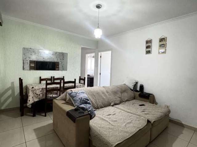 Apartamento canto do forte Praia Grande 2 dormitórios 1 andar de escada