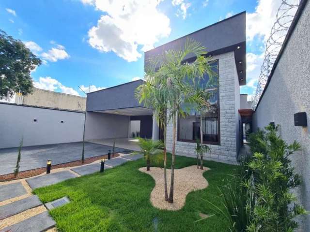 Casa à venda 3 Suites plenas, 4 Vagas, 360M², Três Marias,  Goiânia - GO