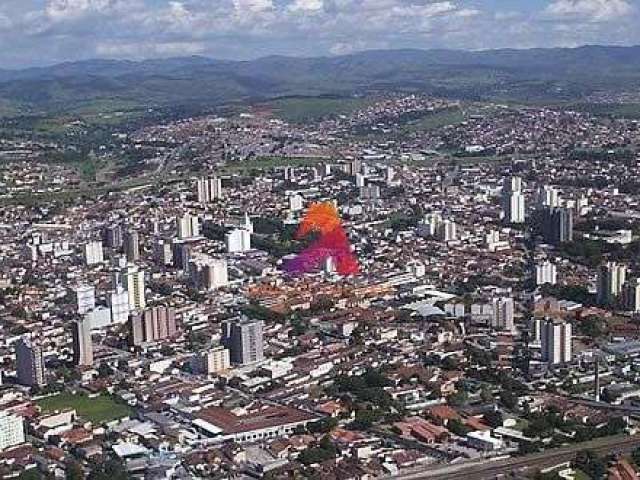 Área à Venda em Jardim das Bandeiras, Taubaté - SP