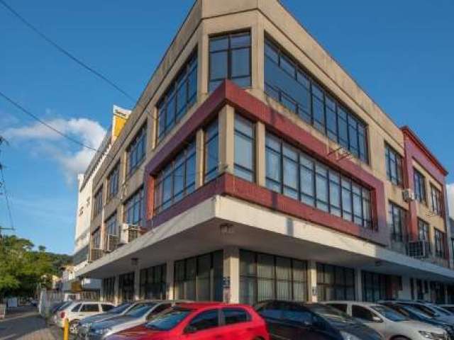 O ESPACO PARA O SEU NEGOCIO!&lt;BR&gt;PREDIO COMERCIAL EM EXCELENTE LOCALIZACAO, ESQUINA DA AVENIDA BRASIL COM AVENIDA SAO PAULO. SAO, 1.343M² DE AREA CONSTRUIDA. COZINHA MONTADA, AREA DE LAZER ABERTA