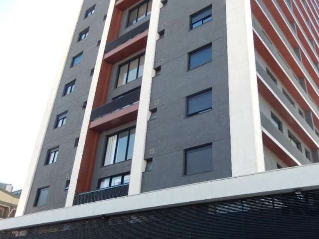 Ótimo apartamento NOVO no Empreendimento Freitas 300, com 44m² privativos, de 1 dormitório e vaga. Ótimo tanto para residência quanto para investimento. Possui sala ampla, lavabo, cozinha americana co