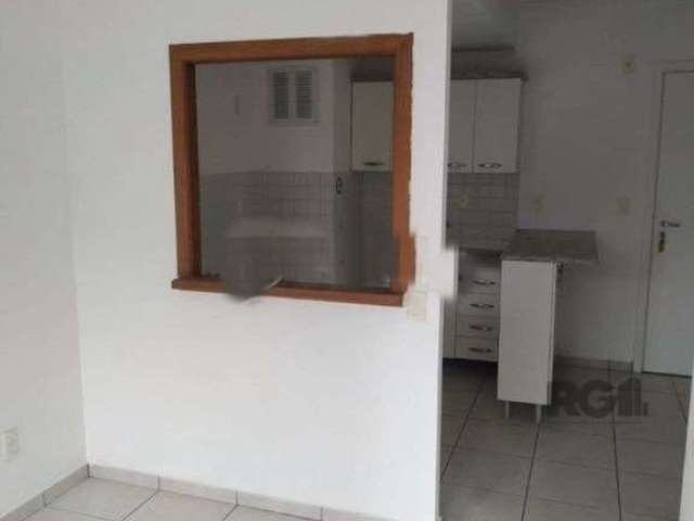 DESOCUPADO! Excelente apartamento semimobiliado de 1 dormitório, ideal para estudantes e pronto para morar! Imóvel com excelente padrão de acabamento, ótima orientação solar, ventilado e iluminado. Li