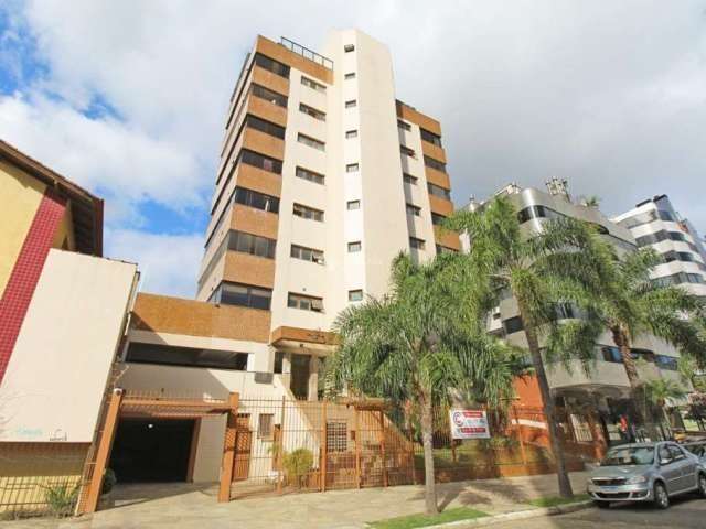 COBERTURA - JARDIM PLANALTO - POA.&lt;BR&gt;&lt;BR&gt;COBERTURA no Jardim Planalto. No andar inferior são três dormitórios, suíte, banho social, cozinha living dois ambientes, No andar superior, amplo