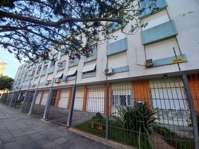 Apartamento dois dormitórios, living dois ambientes, banheiro social, copa cozinha, área de serviço,.&lt;BR&gt;Ótima localização, próximo a todos recursos do Bairro&lt;BR&gt;Aceita financiamento e FGT