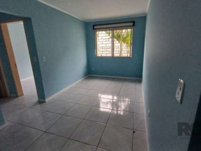 Excelente apartamento Térreo, com 01 dormitório, living estar e jantar, cozinha, banheiro social, área de serviço, gradil.    &lt;BR&gt;&lt;BR&gt;Condomínio com salão de festas, churrasqueira, quadra 