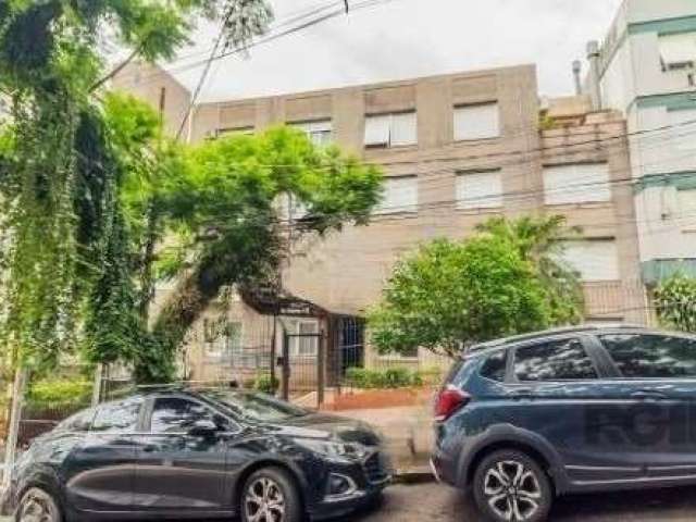 Excelente apartamento no Bairro Bom Fim.&lt;BR&gt;Silencioso, 3 Dormitórios, 1 suíte, Amplo Living, Copa e Cozinha, Dependência de empregada, Área separada, 2 vagas escrituradas e cobertas.&lt;BR&gt;A