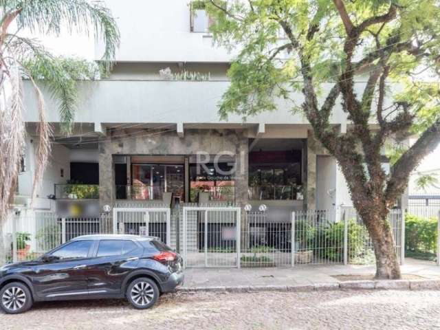 Loja | Tristeza | Zona Sul&lt;BR&gt;&lt;BR&gt;Excelente loja para locação no bairro Tristeza. Loja com 52m² de área, banheiro e cozinha. Piso cerâmico. Estacionamento e fácil acesso de clientes. Local