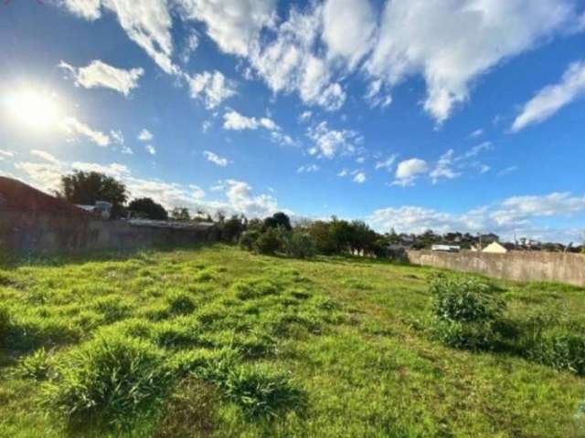 Vende-se excelente terreno com ampla área no Bairro Olímpia, Esteio - RS. São 3 terrenos iguais, lado a lado que compõem uma área total de mais de 2 mil metros quadrados.&lt;BR&gt;Medindo 33,00m de fr