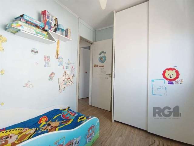 Apartamento 2 dormitórios, living com sacada e churrasqueira. Possui móveis fixos na cozinha, banheiro e roupeiros. Infraestrutura completa com portaria 24h, piscinas adulto e infantil, academia equip