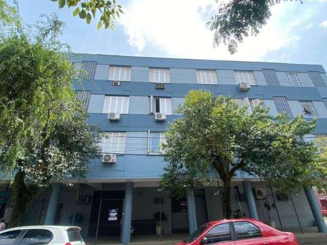 Apartamento à venda - Rua Visconde do Herval, Menino Deus - CÓD RP389994&lt;BR&gt;&lt;BR&gt;Ótimo apartamento à venda no bairro Menino Deus. Com 1 dormitório e 1 banheiro, o imóvel possui uma área pri