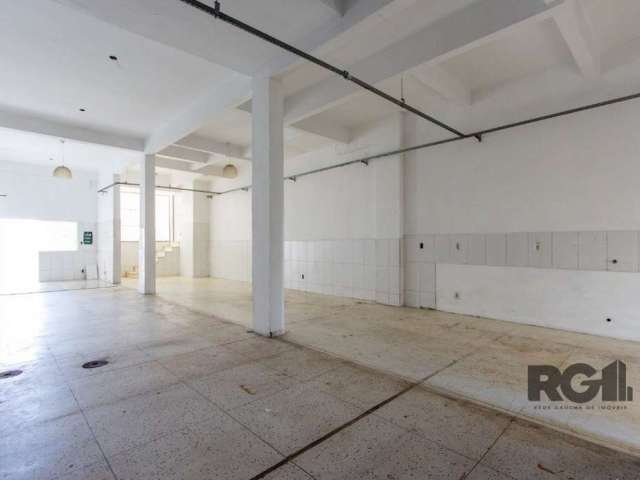 Loja para venda no bairro São João, com 160,50 m², 02 banheiros. A loja foi unificada, possuindo um amplo espaço. Possui excelente localização ficando em avenida de grande fluxo de pedestres e veículo