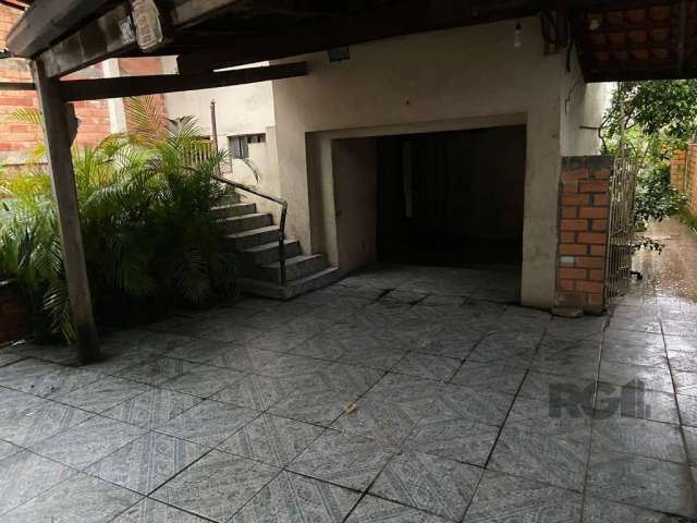 Apartamento com 02 dormitórios, próximo a Oscar Pereira, living para dois ambientes, cozinha, área de serviço, 02 banheiro social e garagem para um carro. Churrasqueira em área de uso comum. &lt;BR&gt