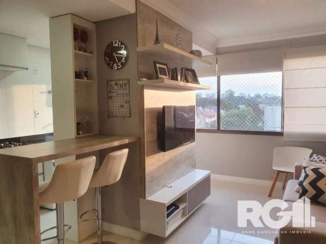 Este aconchegante apartamento de 2 dormitórios, sendo 1 suíte, possui uma área privativa de 77,22 m² privativos para seu conforto.&lt;BR&gt;&lt;BR&gt;Além disso, sua localização é perfeita, com fácil 