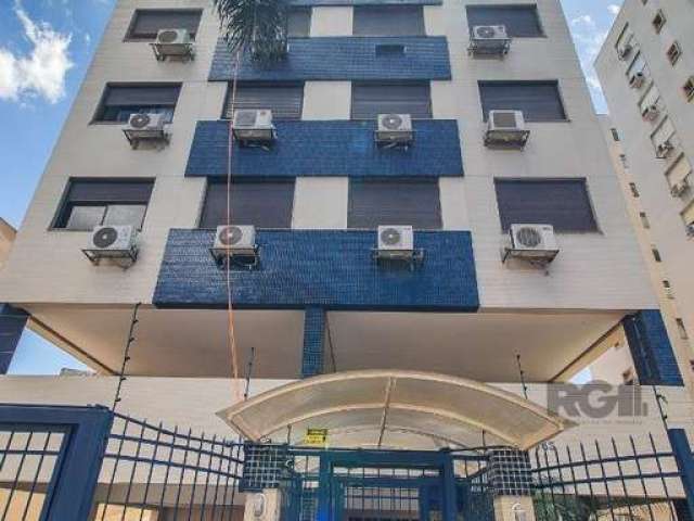 Apartamento 2 dormitórios, sendo 1 suíte, living amplo com churrasqueira, apartamento com privacidade, espaço home office, cozinha e área de serviço separada, semi-mobiliado, vaga dupla, próximo ao su