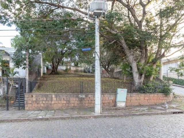 Imobiliária vende ótimo terreno de esquina em região tranquila, em local alto no Medianeira, próximo a rótula do Papa, Supermercados, Comércio forte, Bancos e todas as vantagens que o bairro oferece, 