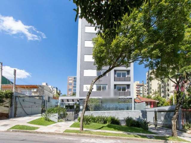 Apartamento com 3 dormitórios, sendo 1 suíte (opção de 2 dormitórios mais living estendido), no bairro Tristeza, com sala de estar/escritório com sacada, sala de jantar, banheiro social, lavabo, área 