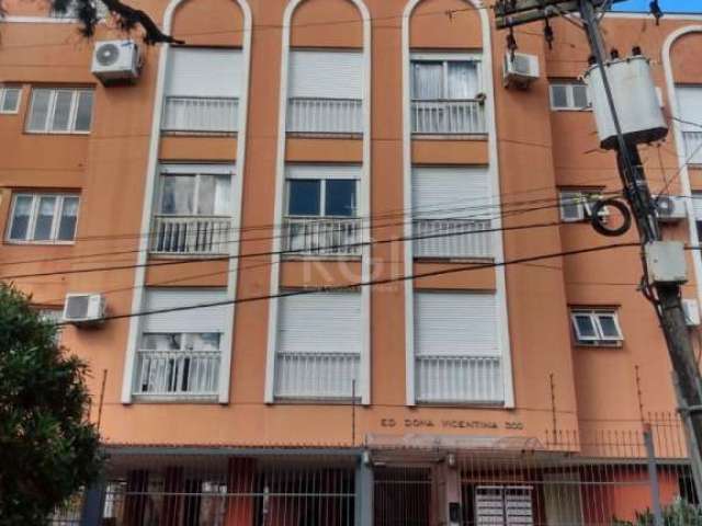 Apartamento 2 dormitórios, com 1 vaga de garagem. &lt;BR&gt;Ampla sala com esquadria do piso ao teto, persiana e piso laminado. Cozinha com passa pratos em granito, 2 janelas, pintura nova, com acesso