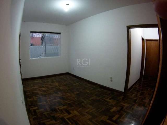 APARTAMENTO, 3 DORMITÓRIOS, BAIRRO SANTA TEREZA, PORTO ALEGRE/RS  &lt;BR&gt; &lt;BR&gt;Amplo apartamento térreo  com 3 dormitórios , sala, cozinha, banheiro social e área de serviço junto à Uniritter!