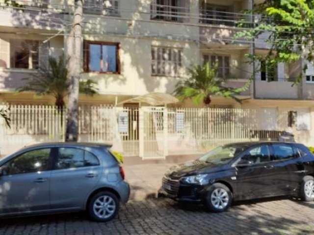 Apartamento 2 dormitórios, com sacada, de frente, bairro São Geraldo. Possui sala de estar e jantar, cozinha e área de serviço. Sem elevador e sem vaga. Localizado em frente a praça.