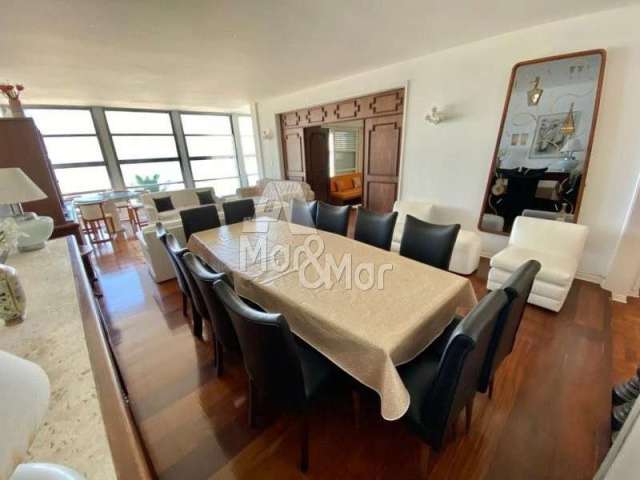 Apartamento Frente ao Mar nas Pitangueiras, Guarujá - SP