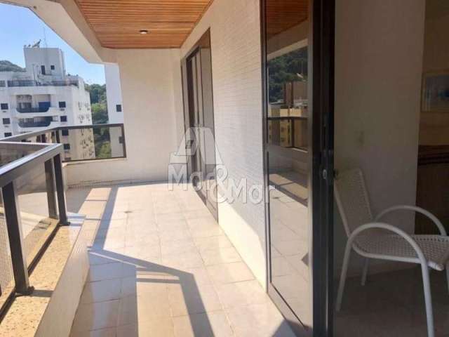 Apartamento na Praia das Pitangueiras, Guarujá - SP