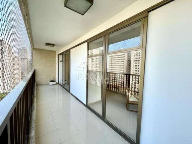 Apartamento à 1 Quadra da Praia das Pitangueiras, Guarujá-SP