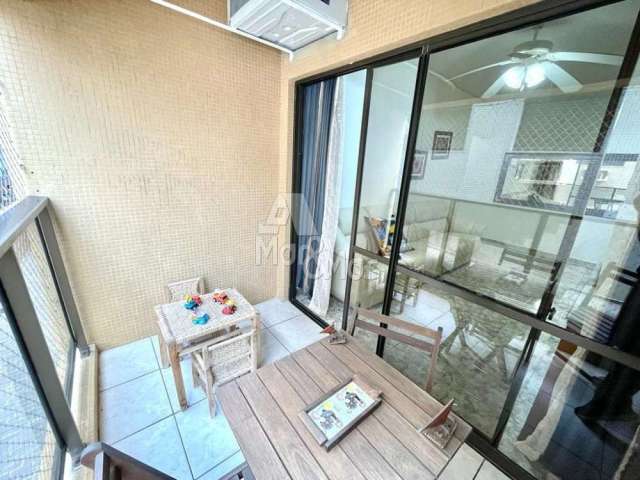 Apartamento na Praia da Enseada, Guarujá - SP