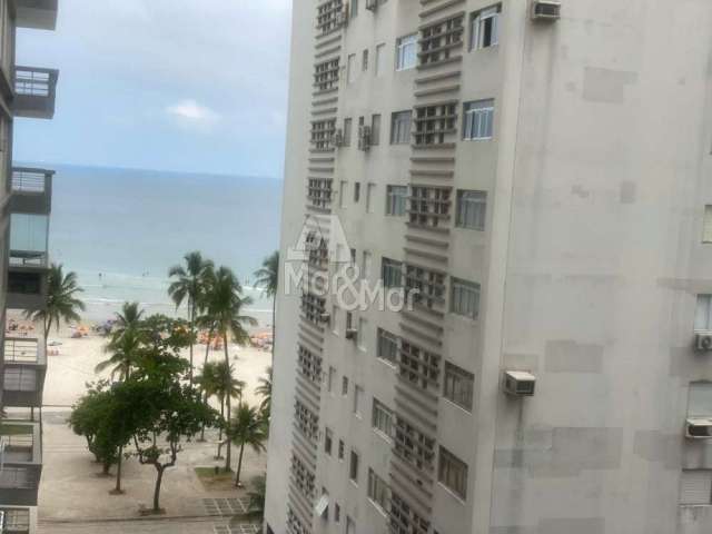 Apartamento na Praia das Pitangueiras, Guarujá - SP