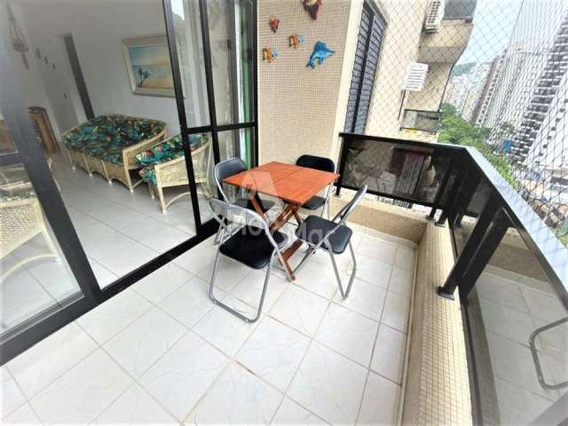 Apartamento na Praia das Pitangueiras, Guarujá - SP