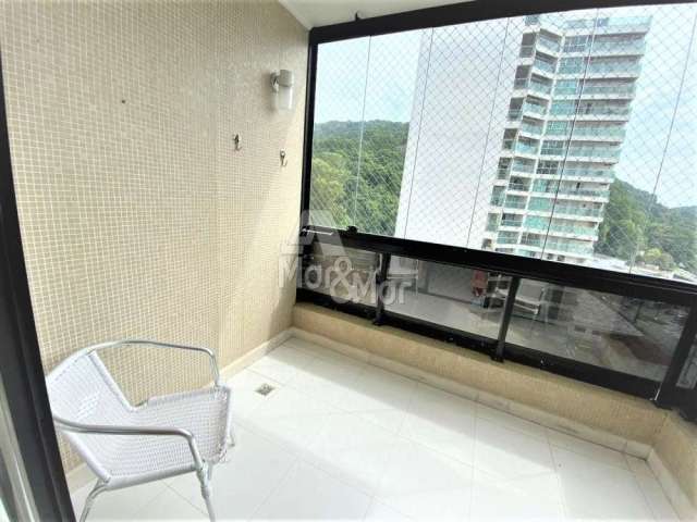 Apartamento na Praia das Pitangueiras, Guarujá - SP