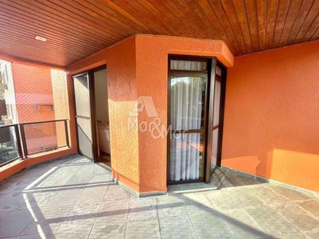 Apartamento na Praia da Enseada, Guarujá - SP