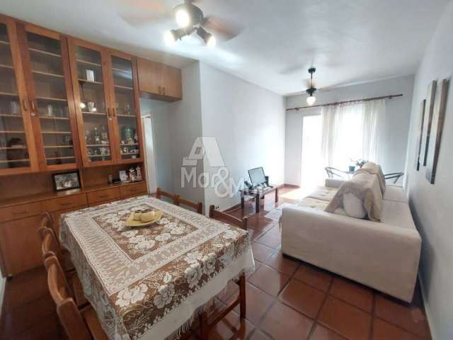 Apartamento na Praia da Enseada, Guarujá - SP