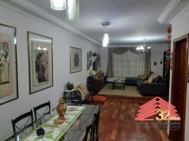 Casa a venda no Tatuape, com 3 dormitorios, 1 suite, closet e sacada, churrasqueira, proximo a rua Antonio de Barros, Armarinhos Fernando, Hospital