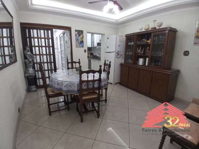 Casa no parque da mooca comercial residencial 130m2  3dormitorios , sendo 1 com varanda   e 2 vagas cobertas,  excelente localização na mooca